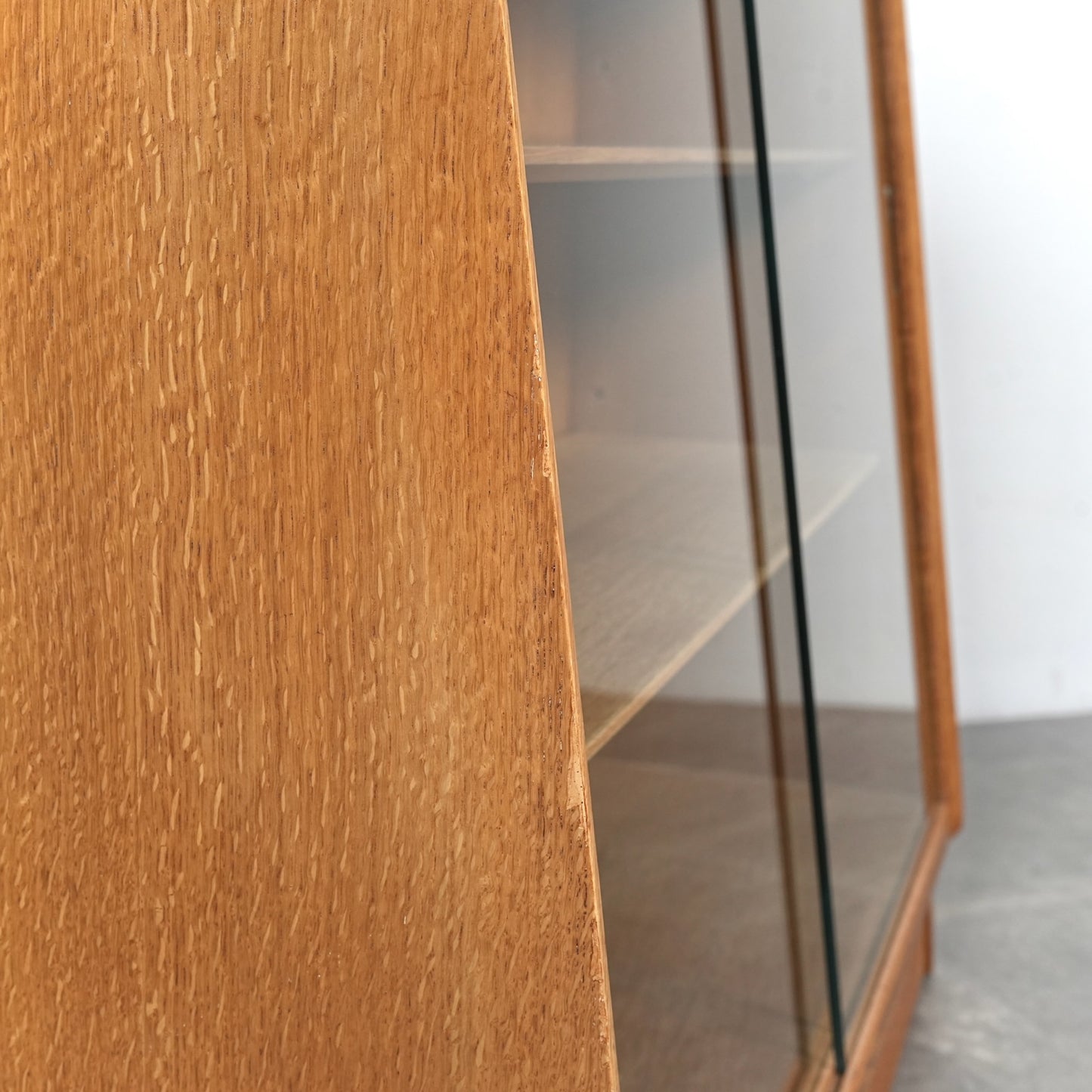 【G-PLAN】Brandon ガラスキャビネット