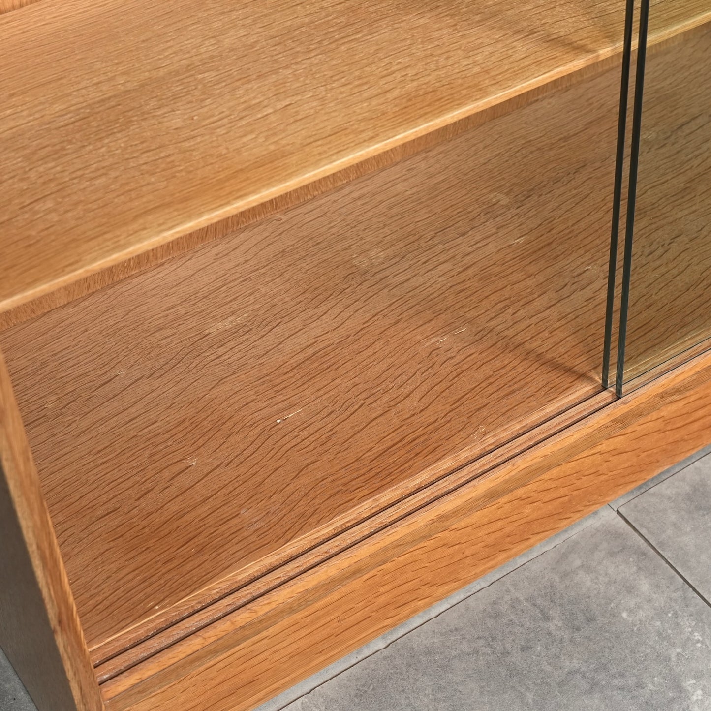 【G-PLAN】Brandon ガラスキャビネット