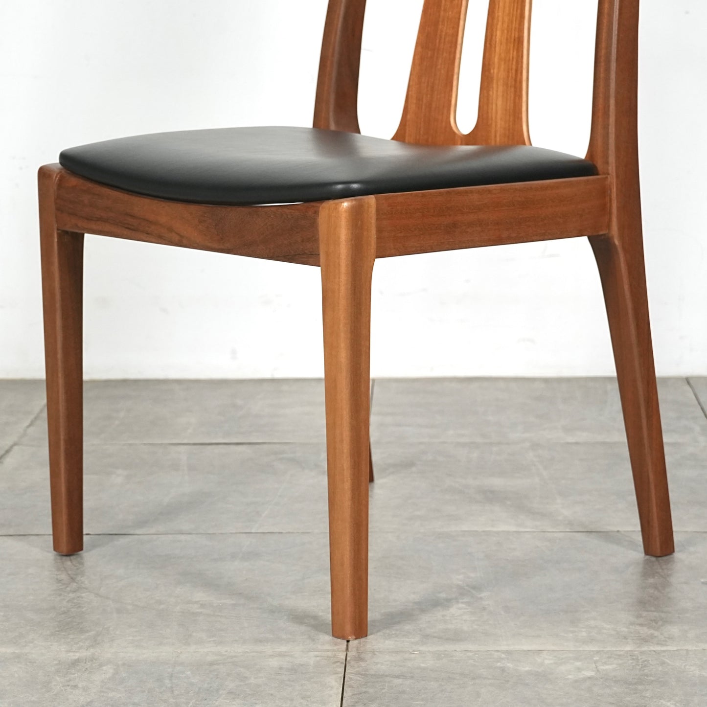 【NATHAN】ヴィンテージ ダイニングチェア【張替済】