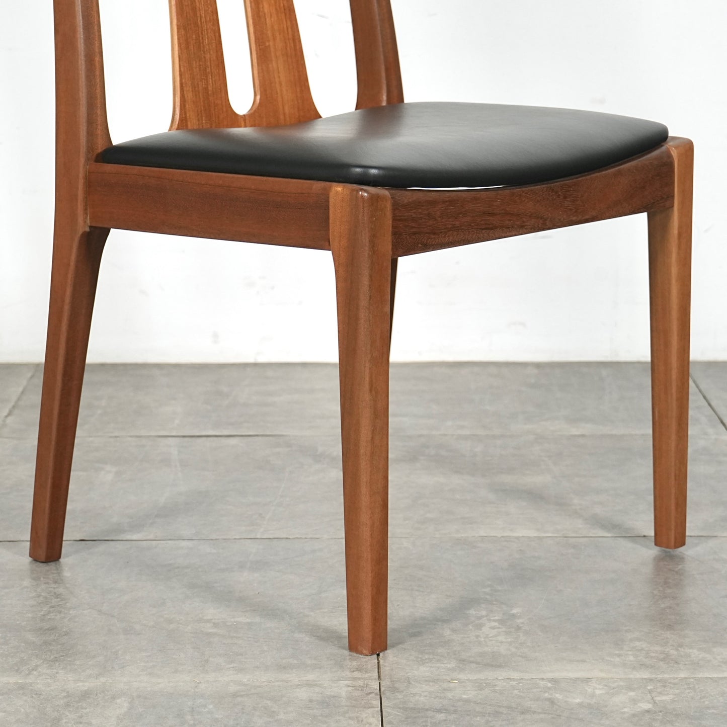 【NATHAN】ヴィンテージ ダイニングチェア【張替済】