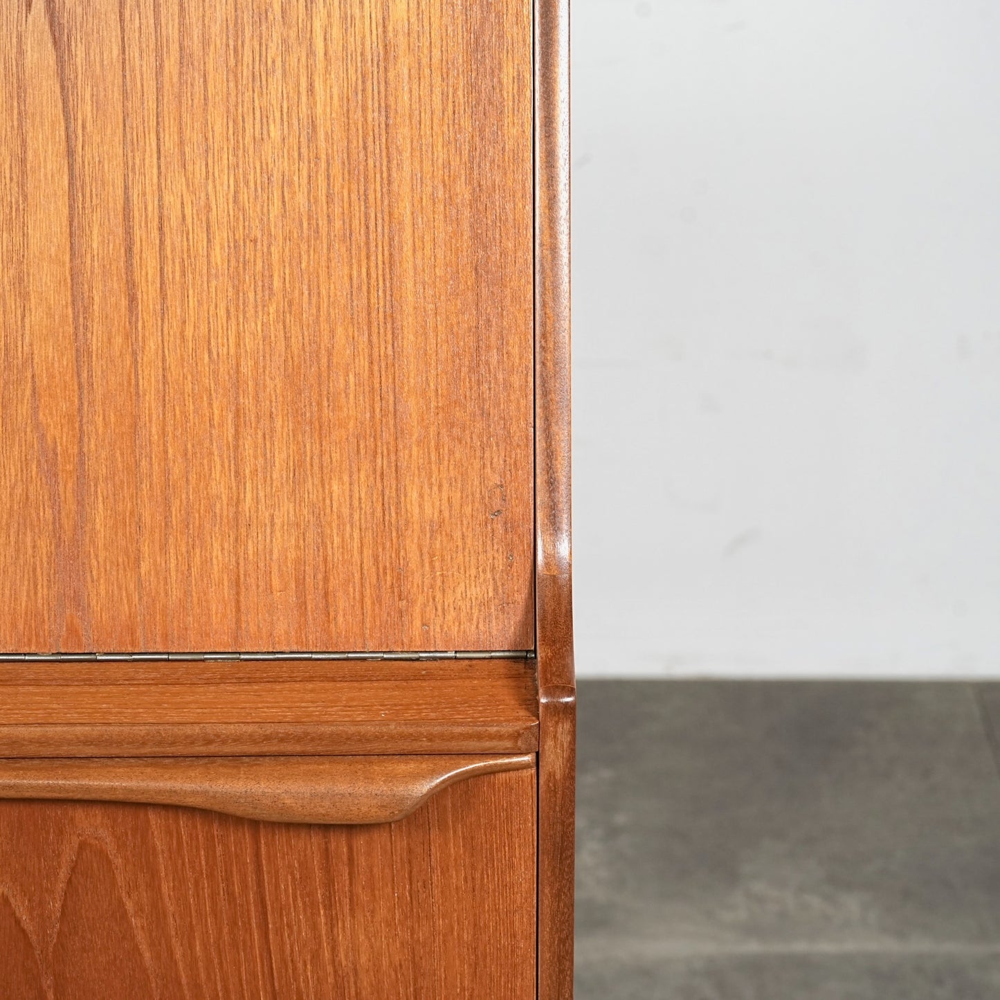 【SUTCLIFFE OF TODMORDEN】ライティングビューロー