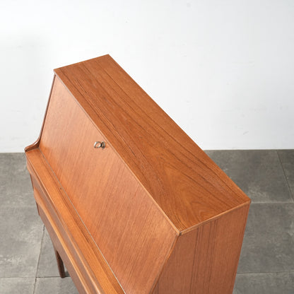 【SUTCLIFFE OF TODMORDEN】ライティングビューロー