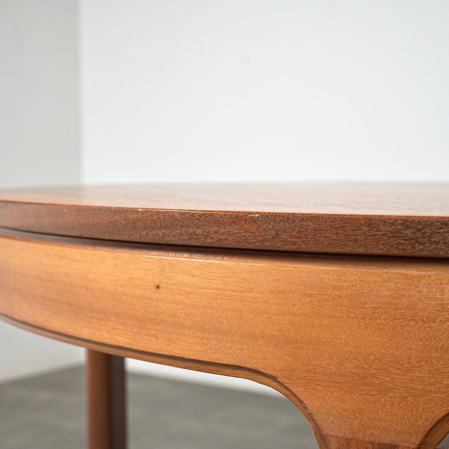 【NATHAN】エクステンション ラウンドテーブル