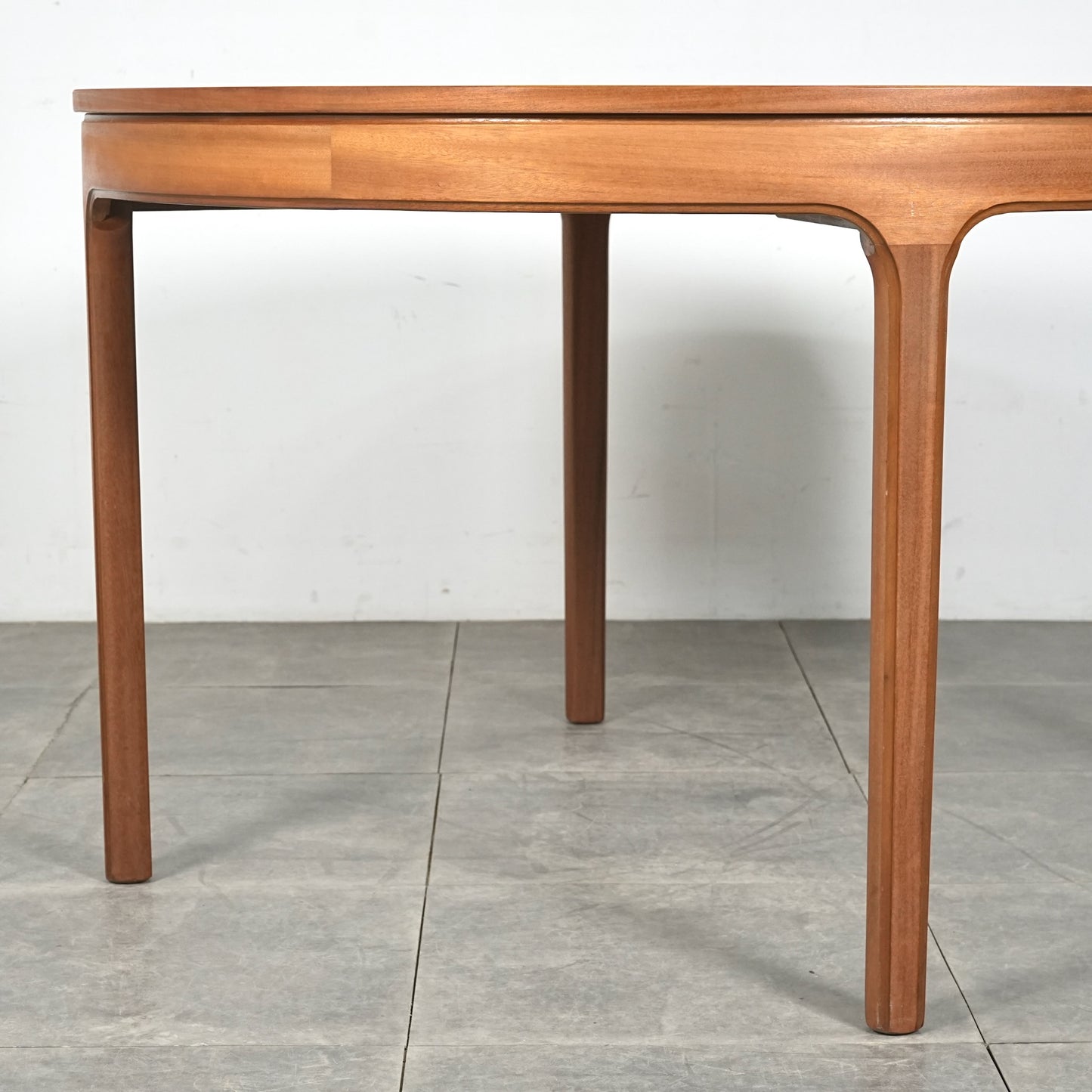 【NATHAN】エクステンション ラウンドテーブル