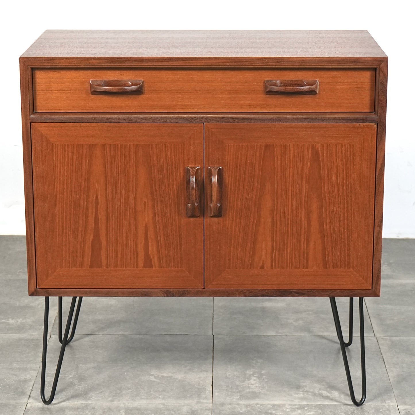 【G-PLAN】Sierra キャビネット(ヘアピンカスタム)