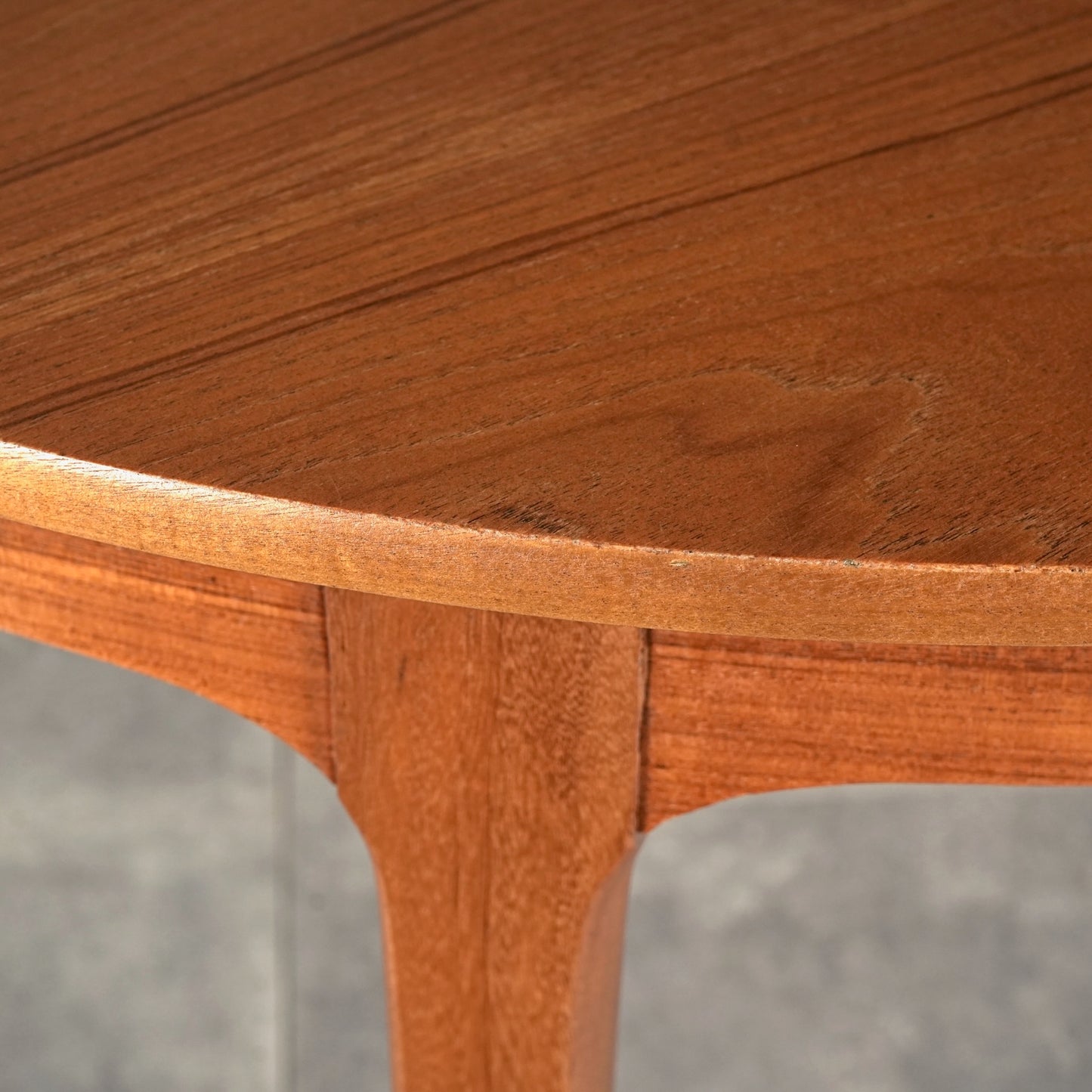 【NATHAN】エクステンション ラウンドテーブル