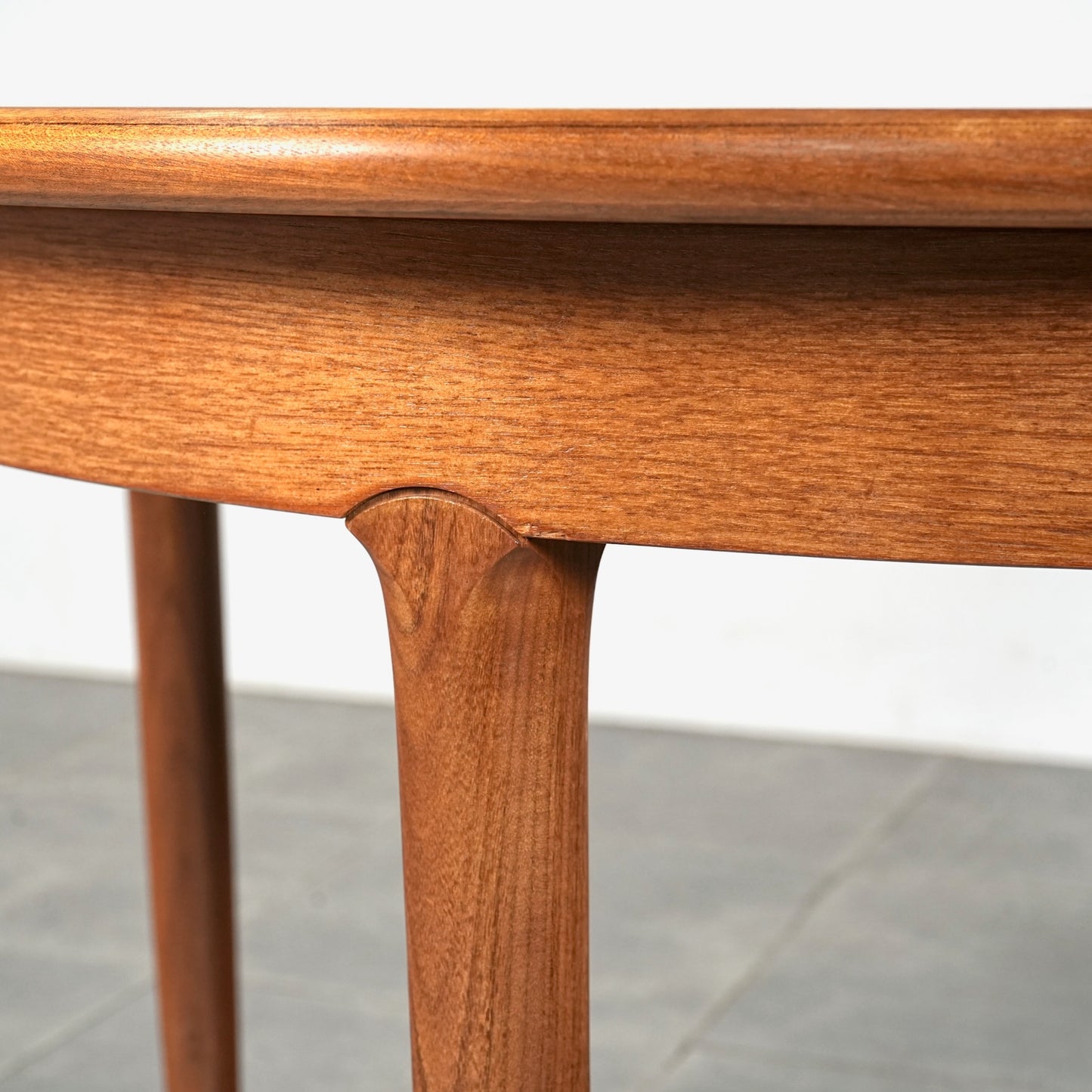 【Meredew】エクステンション ラウンドテーブル