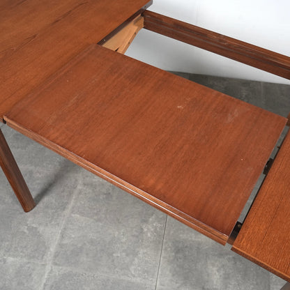 【White&Newton】エクステンション ダイニングテーブル