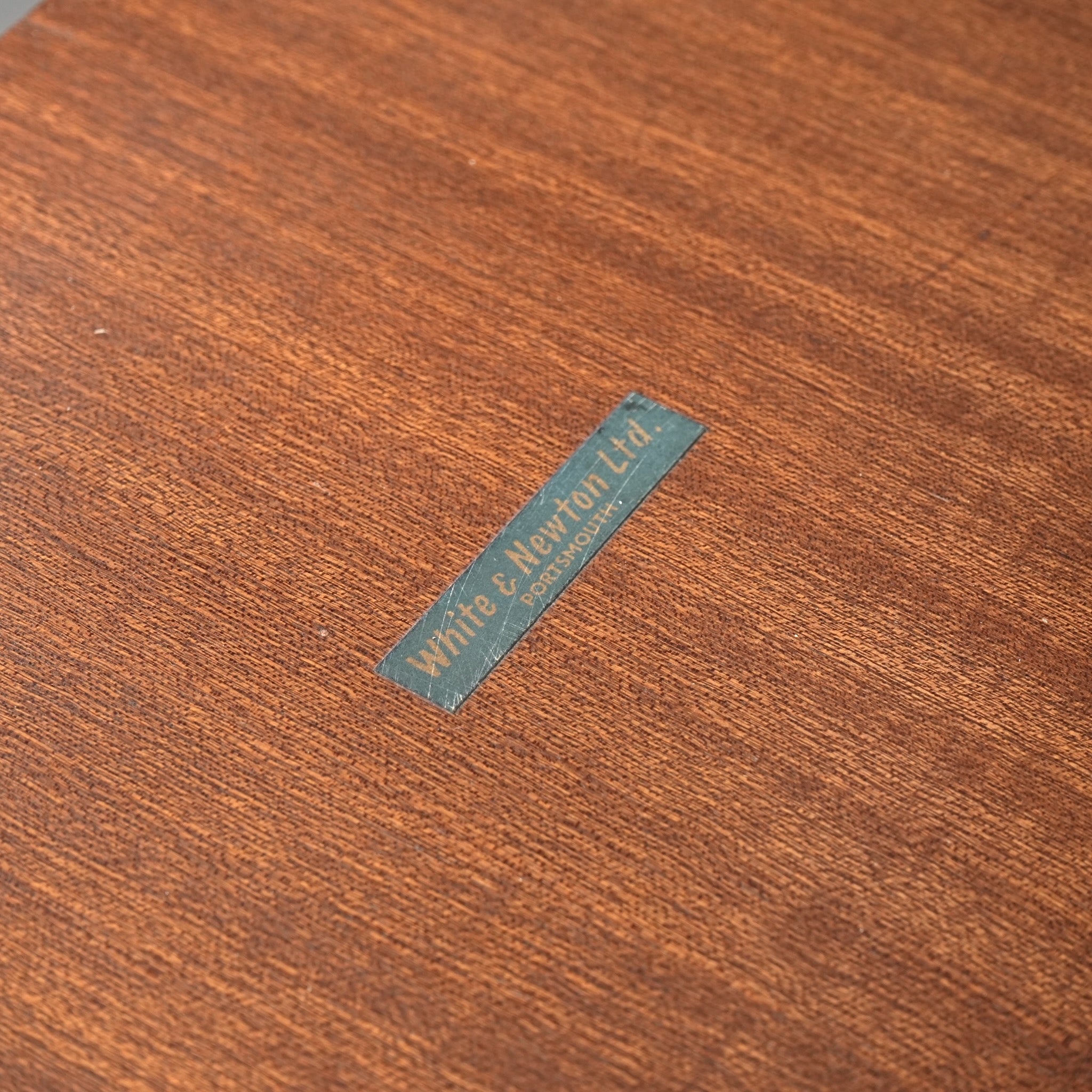 White&Newton】エクステンション ダイニングテーブル – TIME HYPE