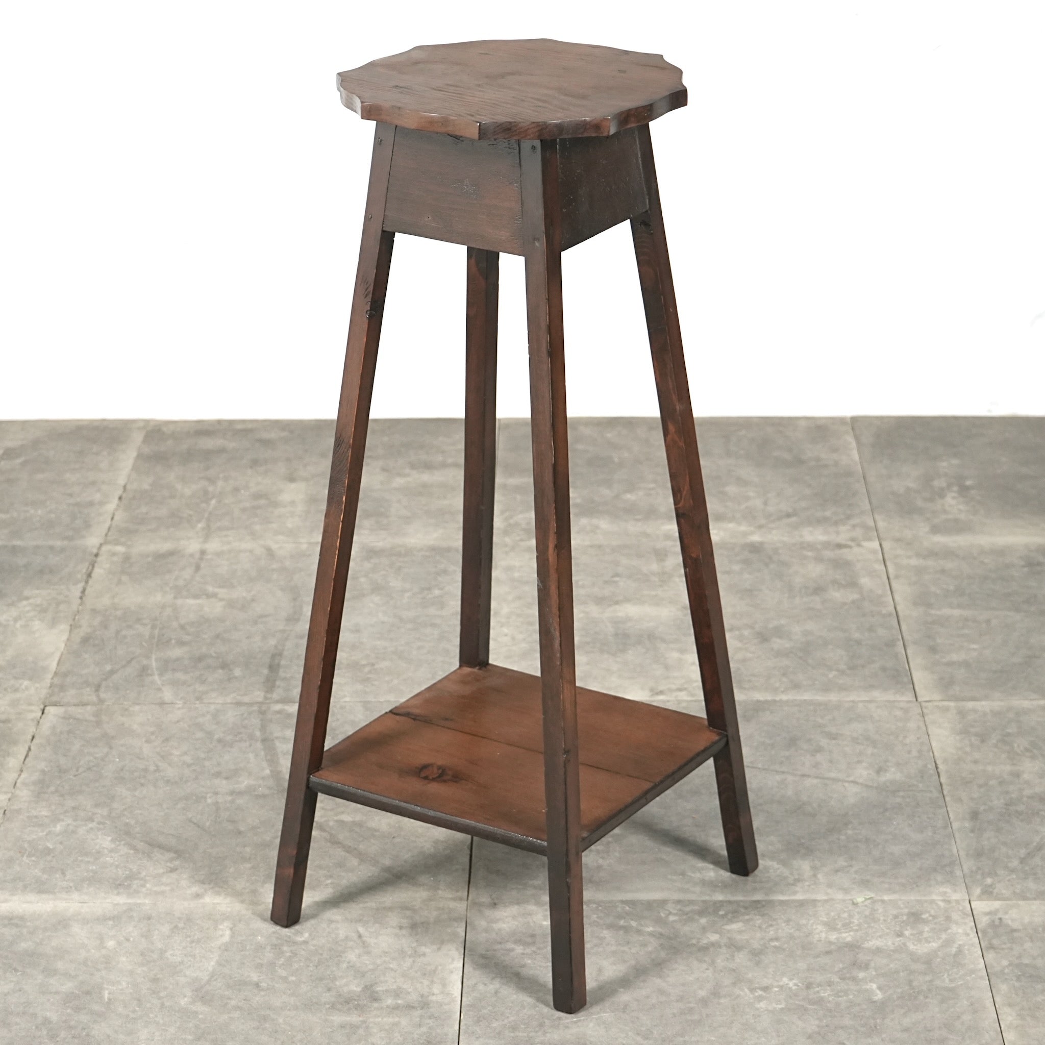 英国アンティーク サイドテーブル(花台) – TIME HYPE