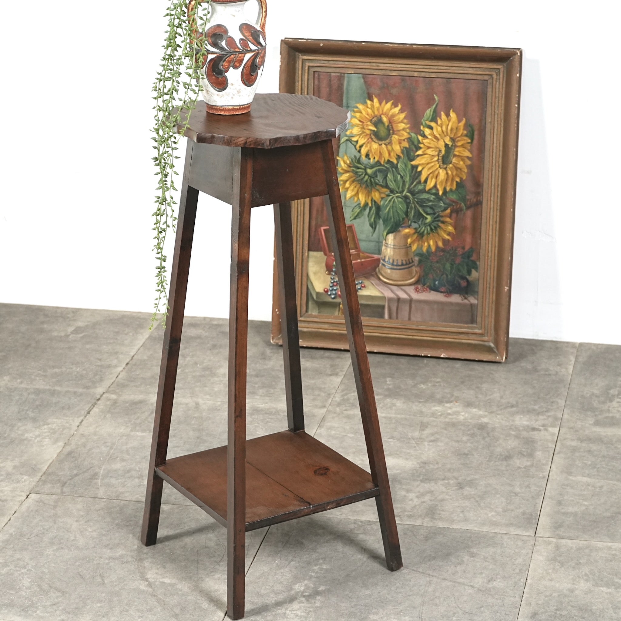 英国アンティーク サイドテーブル(花台) – TIME HYPE