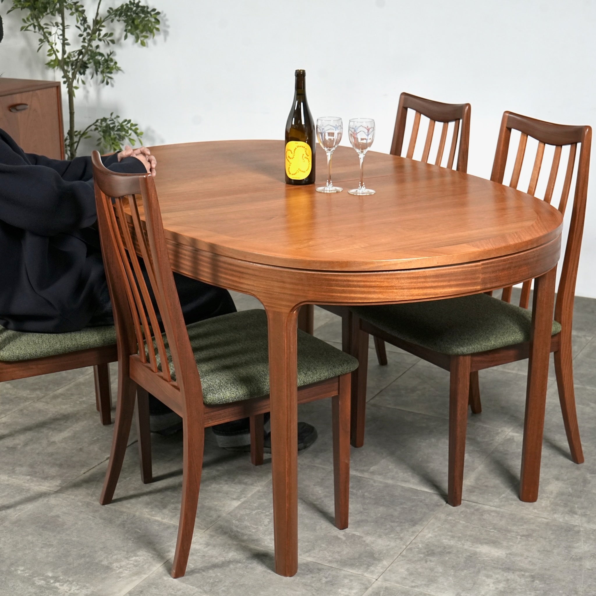 Sale ヴィンテージ  AMORE  ダイニングテーブル Sale ヴィンテージ AMORE ダイニングテーブル 【公式通販】