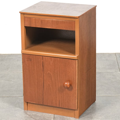 イギリスヴィンテージ サイドキャビネット