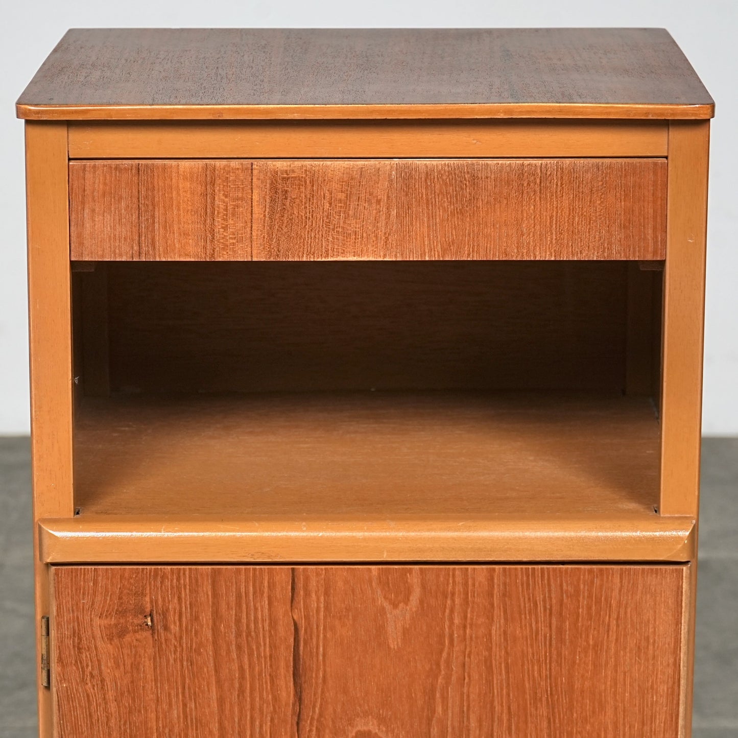 イギリスヴィンテージ サイドキャビネット