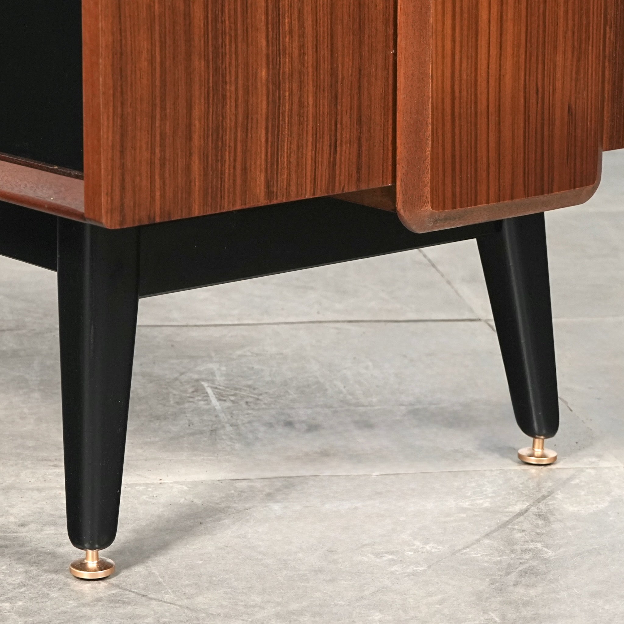 G-PLAN】Tola & Black ルームディバイダー – TIME HYPE