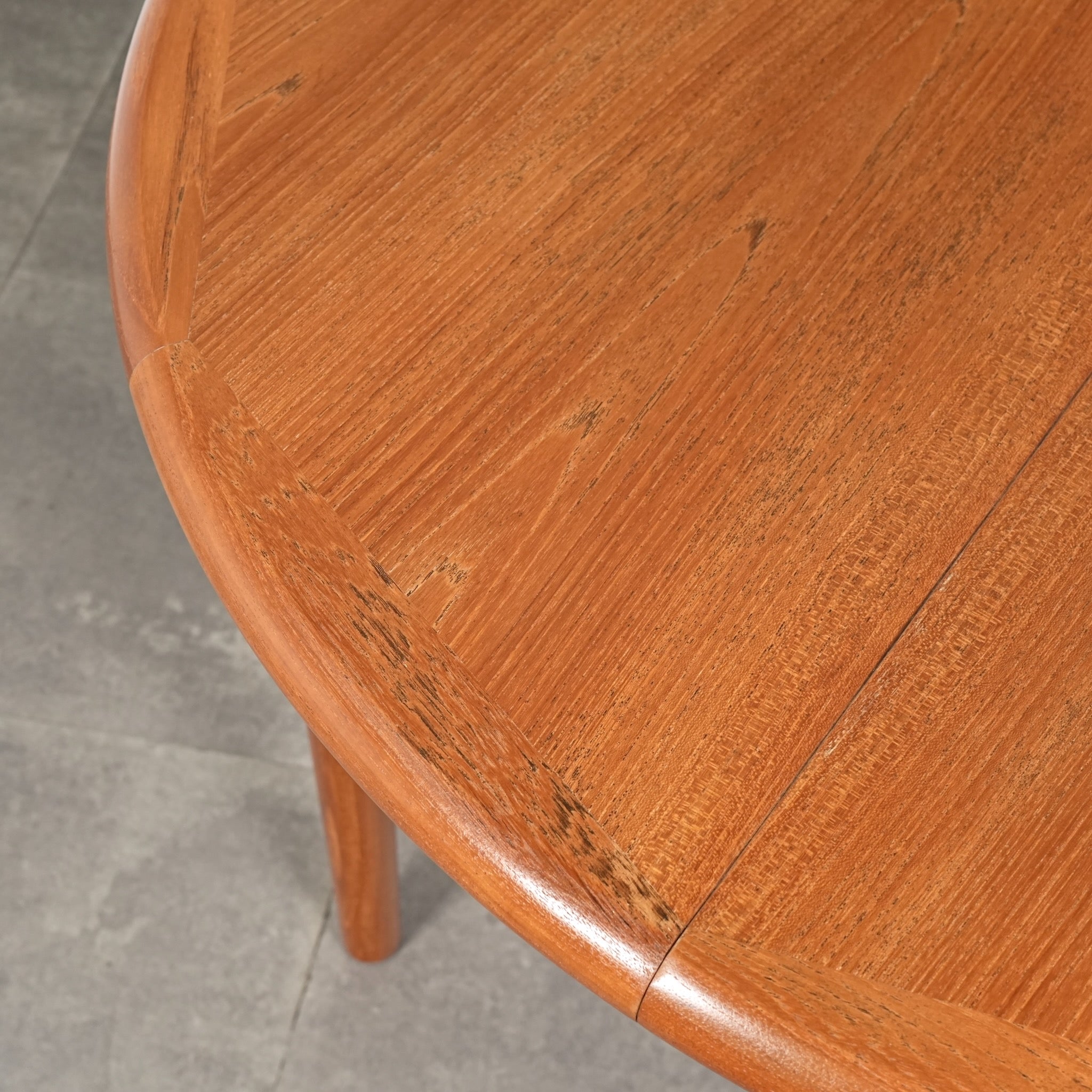 デンマークヴィンテージ エクステンション ラウンドテーブル – TIME HYPE