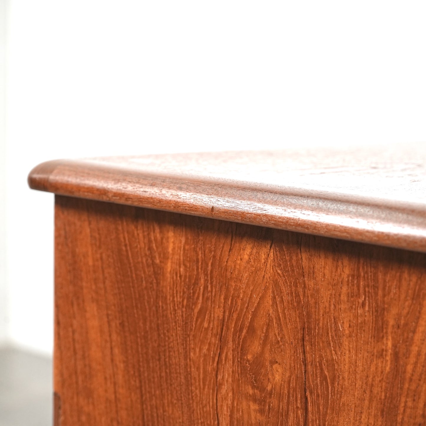 【HOMEWORTHY】ヴィンテージ サイドボード