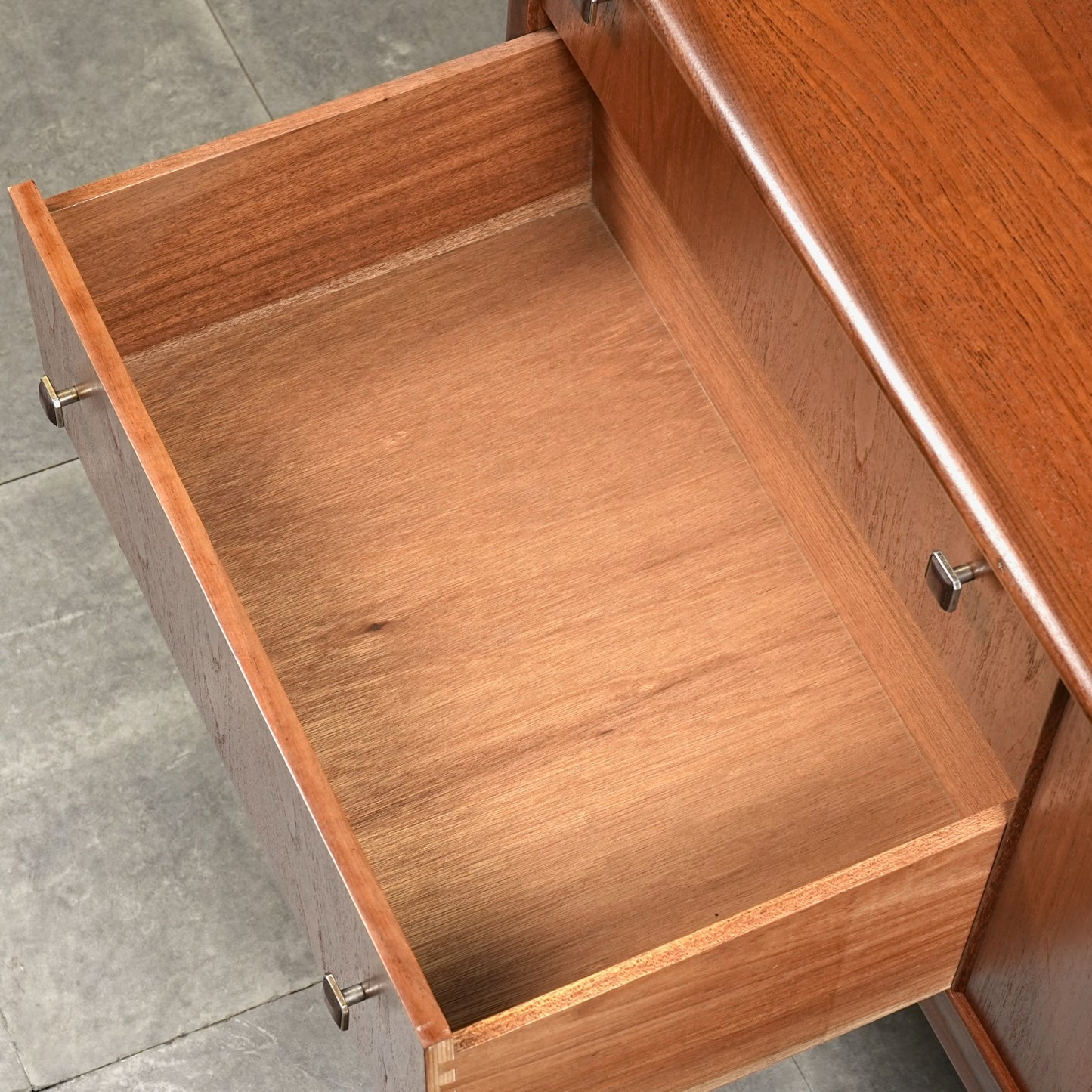 【HOMEWORTHY】ヴィンテージ サイドボード