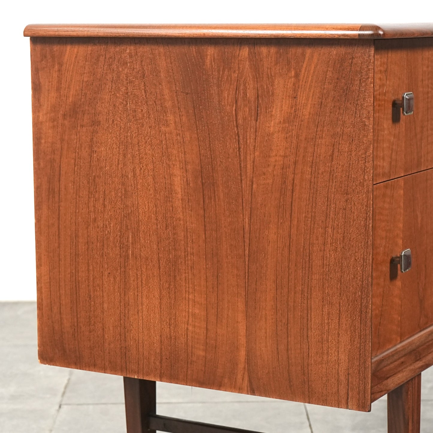 【HOMEWORTHY】ヴィンテージ サイドボード