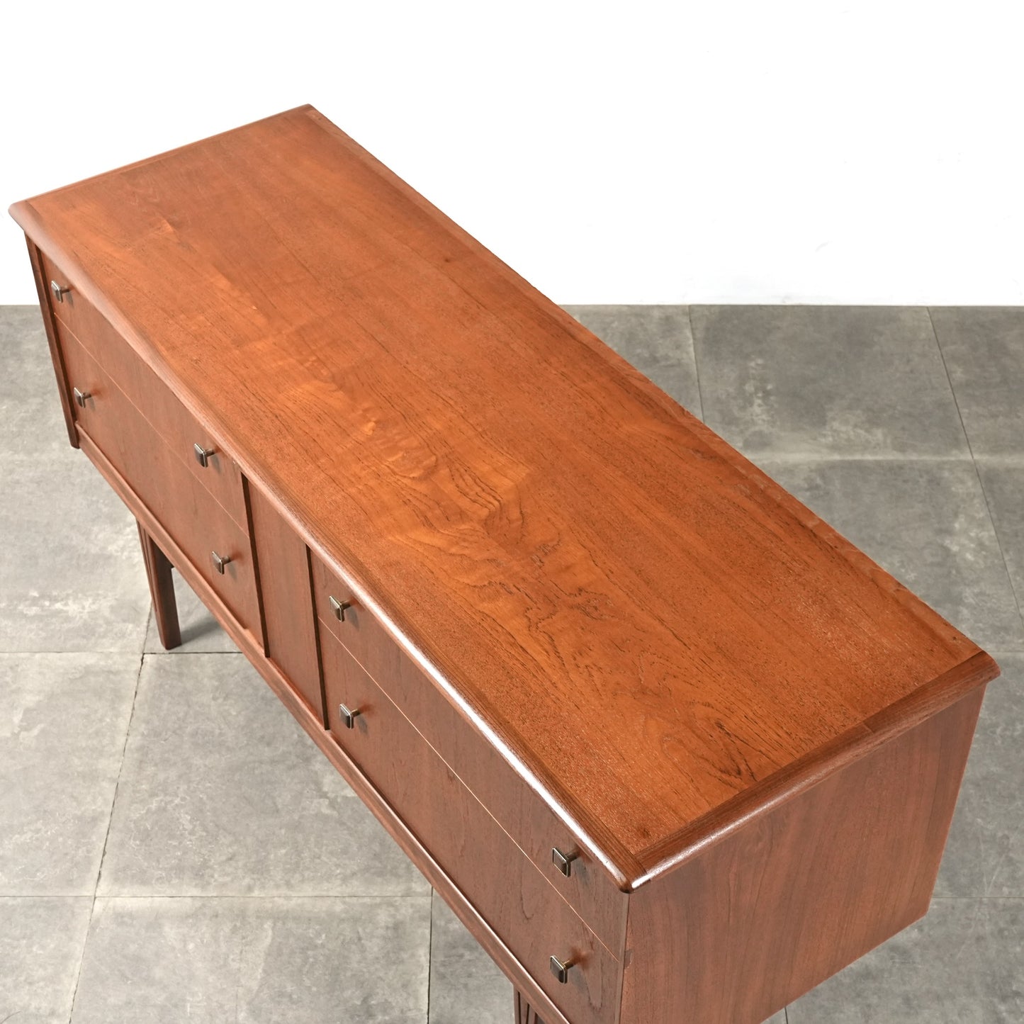 【HOMEWORTHY】ヴィンテージ サイドボード