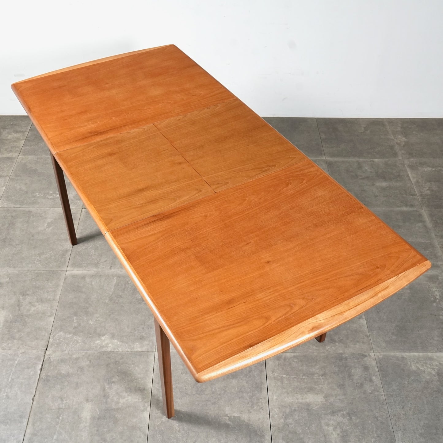 【Meredew】エクステンション ダイニングテーブル