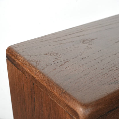 英国アンティーク ガラスキャビネット