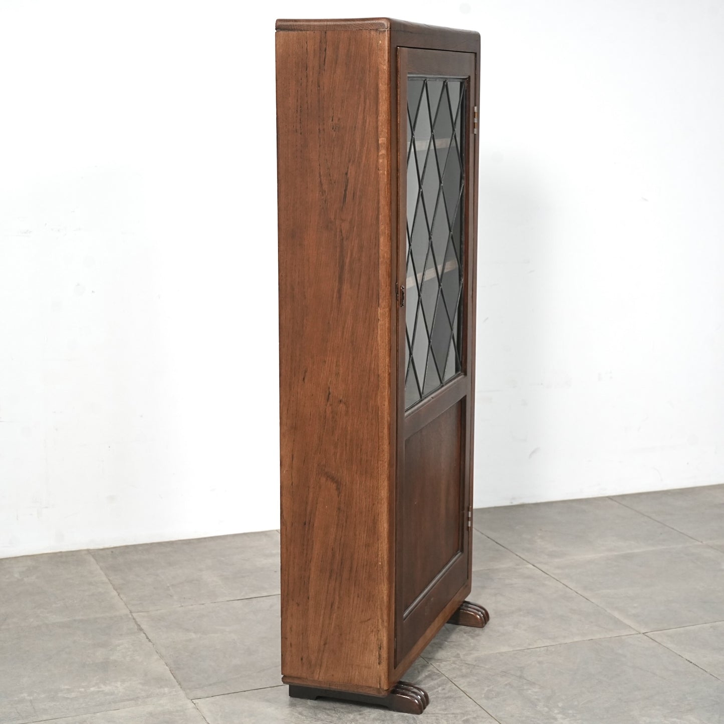 英国アンティーク ガラスキャビネット