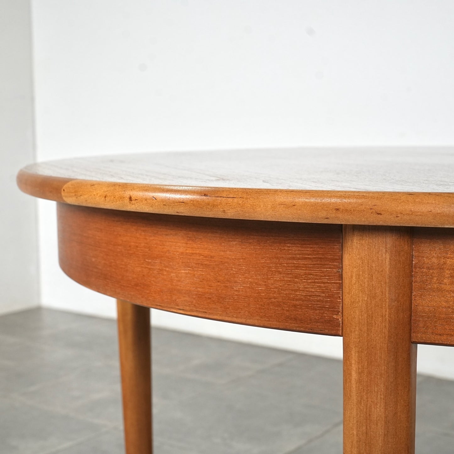 【Jentique】エクステンション ラウンドテーブル