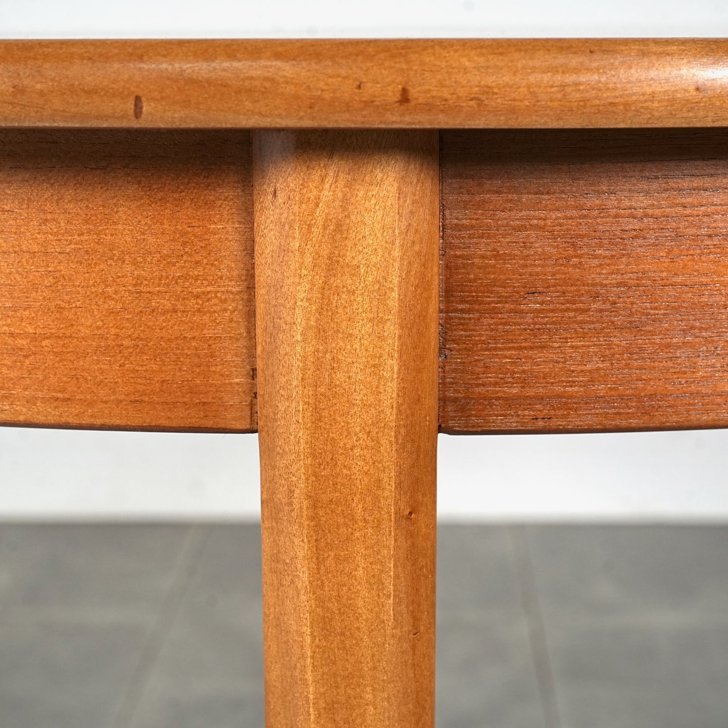 【Jentique】エクステンション ラウンドテーブル