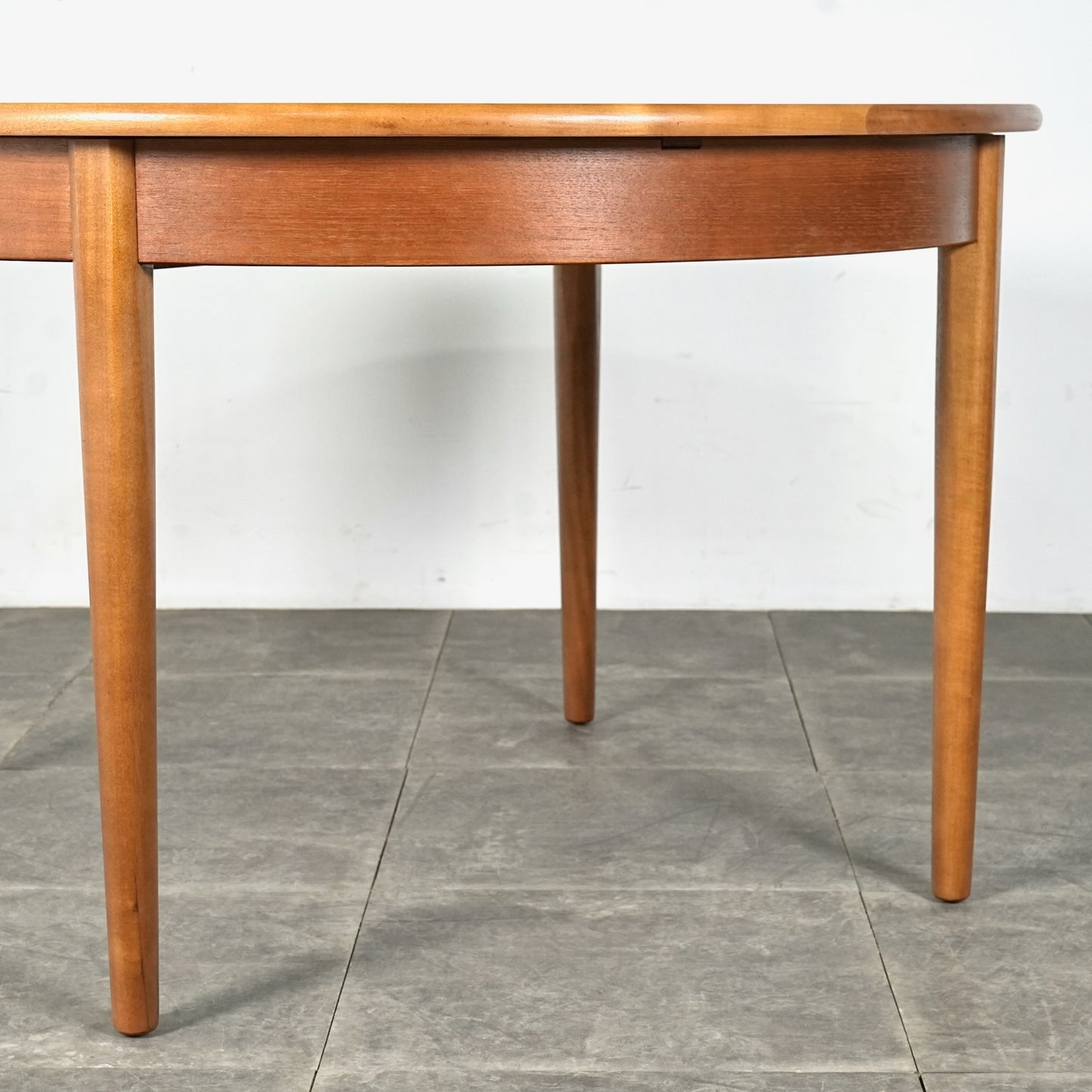 【Jentique】エクステンション ラウンドテーブル