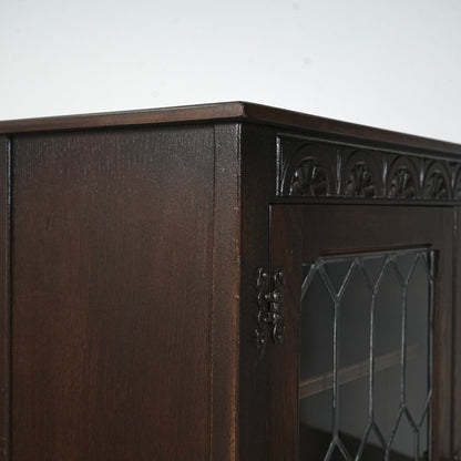 【JAYCEE FURNITURE】ヴィンテージ ガラスキャビネット