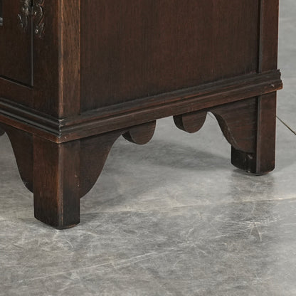 【JAYCEE FURNITURE】ヴィンテージ ガラスキャビネット