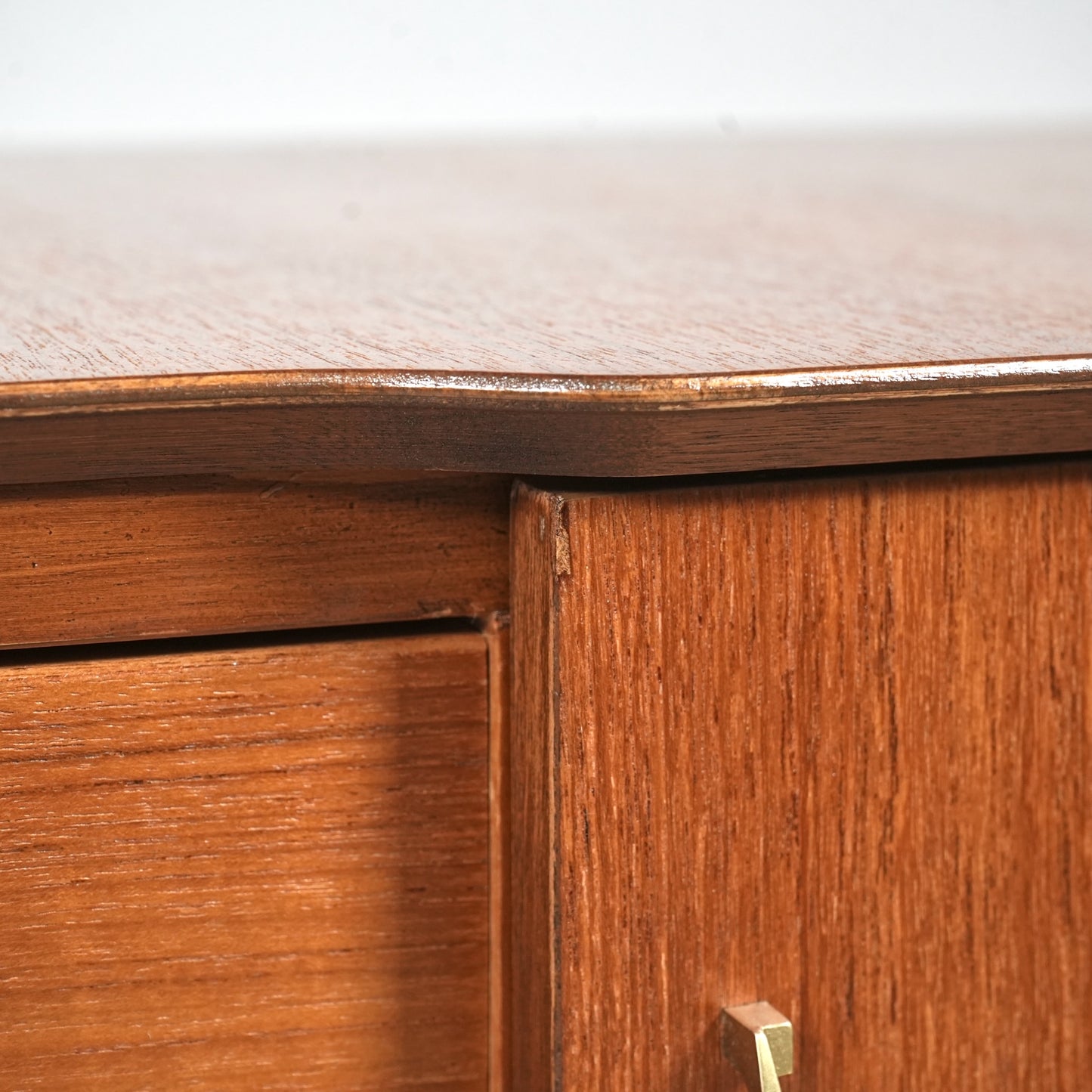 イギリスヴィンテージ サイドボード