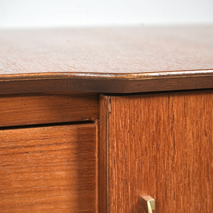 イギリスヴィンテージ サイドボード