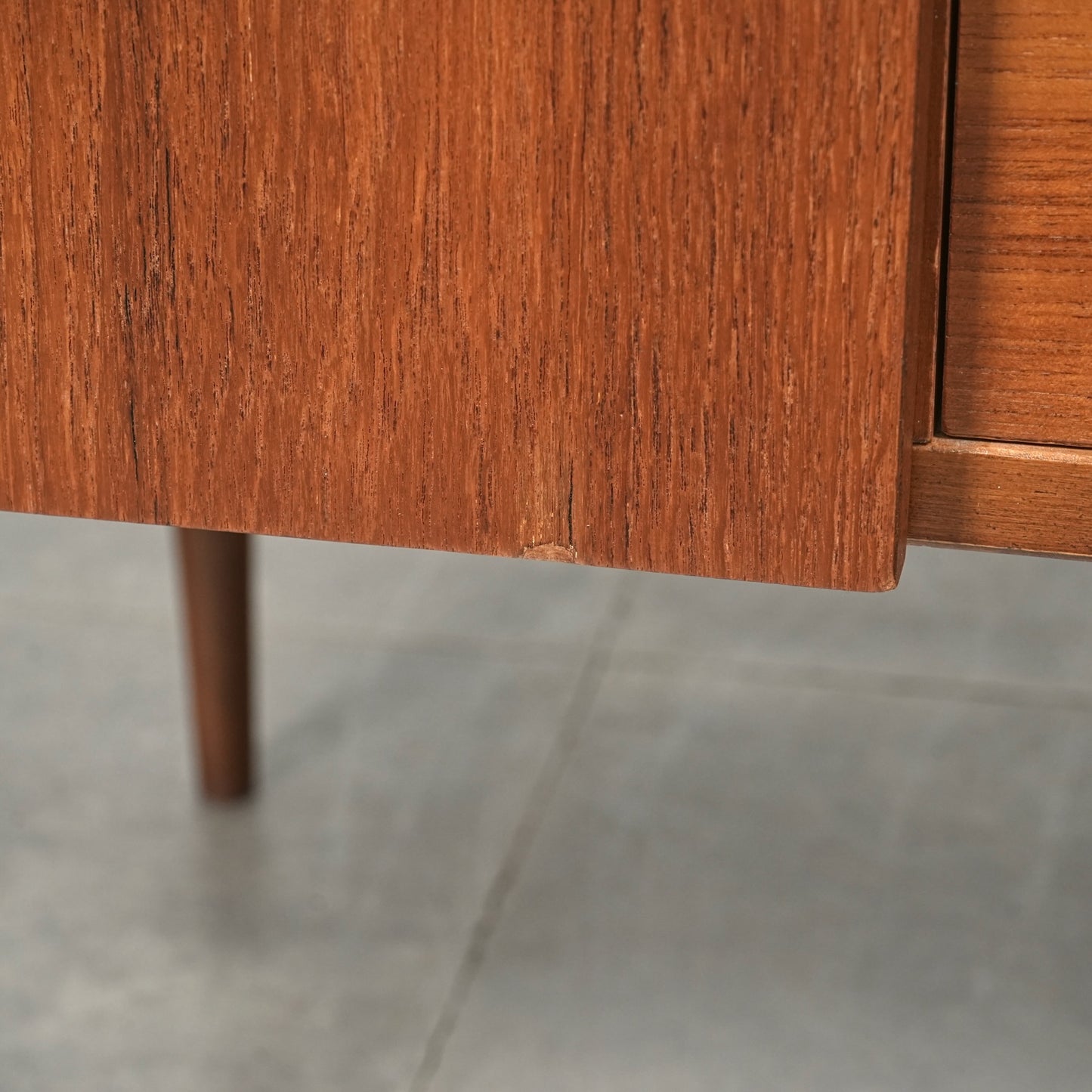 イギリスヴィンテージ サイドボード