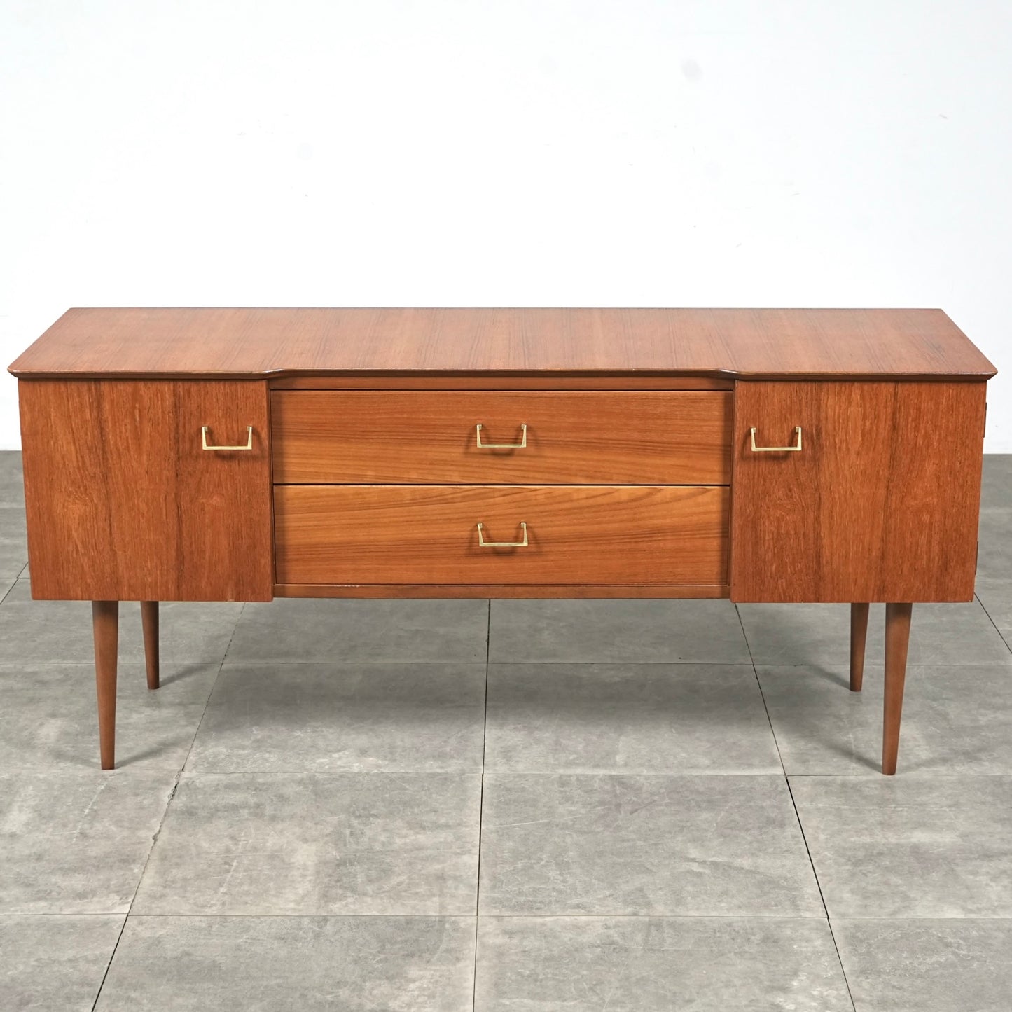 イギリスヴィンテージ サイドボード