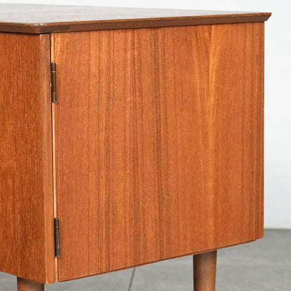 イギリスヴィンテージ サイドボード