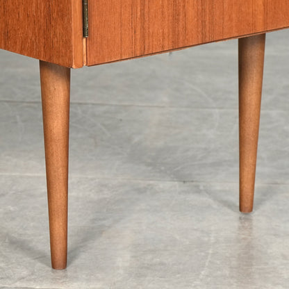 イギリスヴィンテージ サイドボード