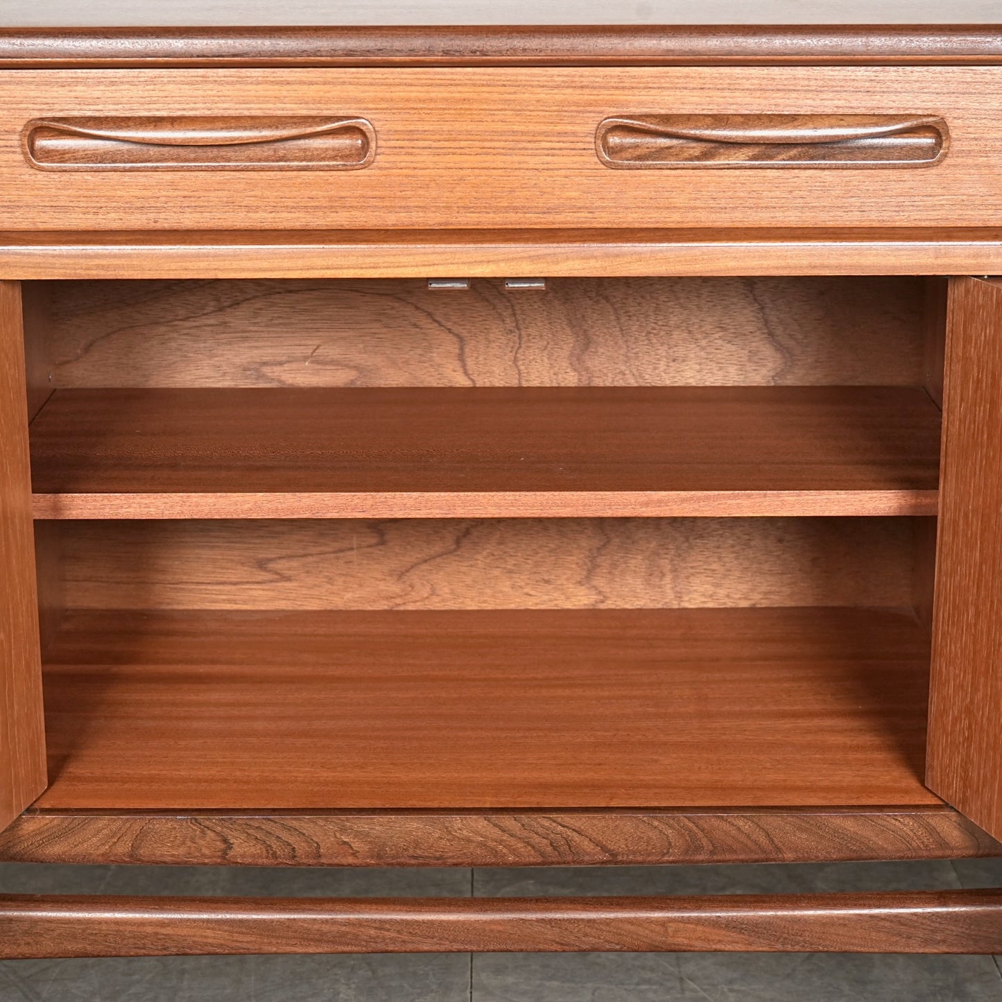 【G-PLAN】Fresco ヴィンテージ サイドボード