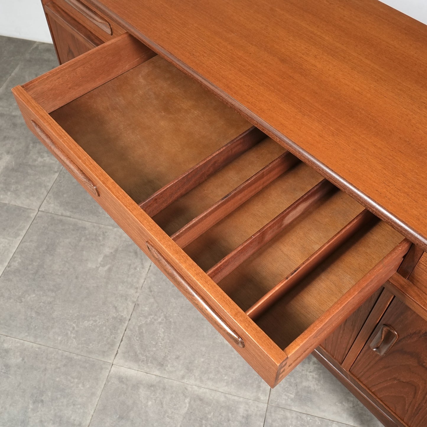 【G-PLAN】Fresco ヴィンテージ サイドボード