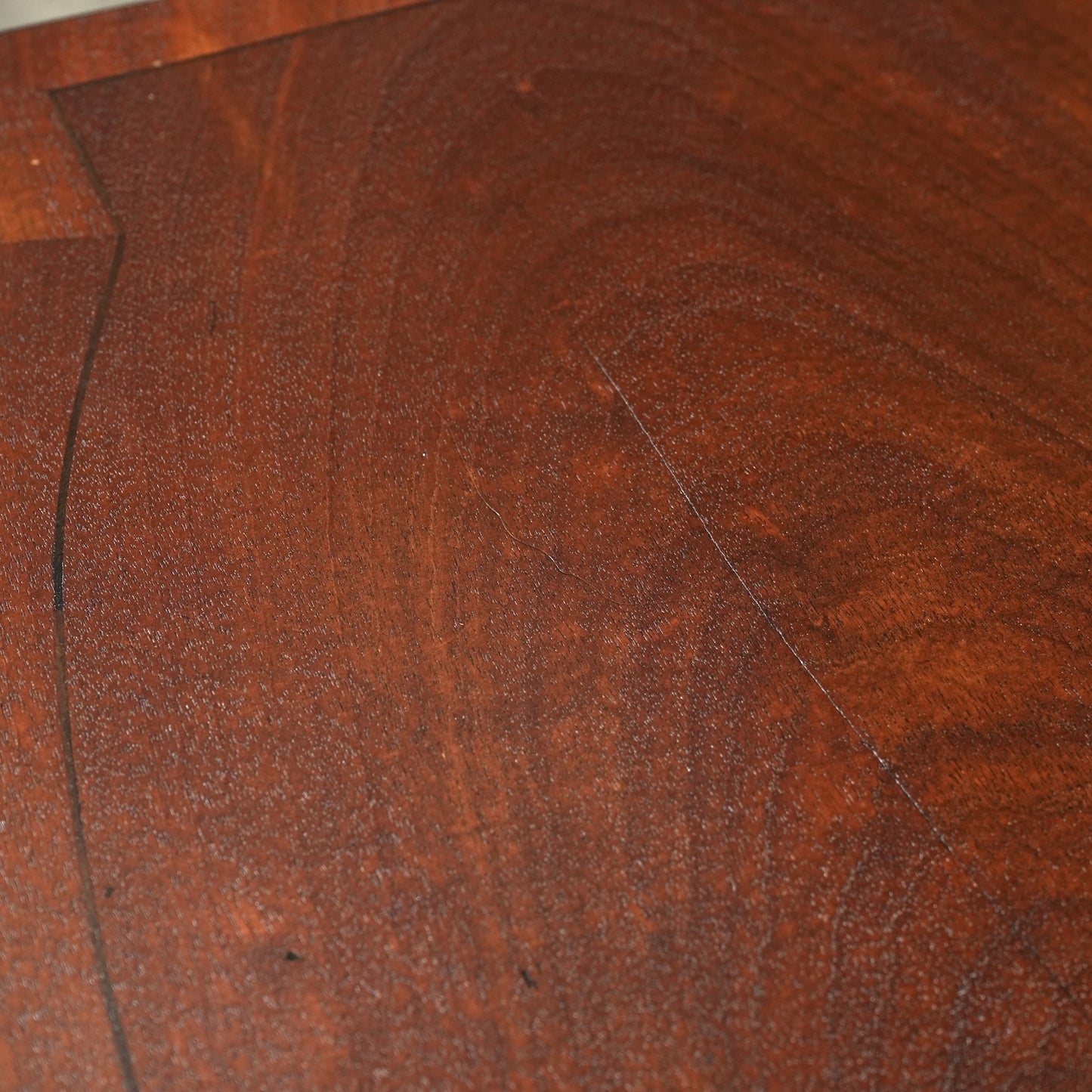 英国アンティーク サイドボード