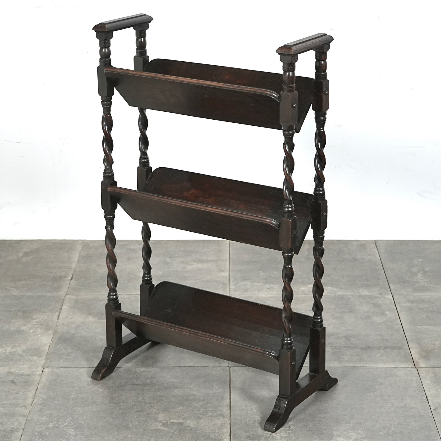 英国アンティーク マガジンラック