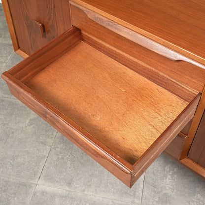 イギリスヴィンテージ サイドボード