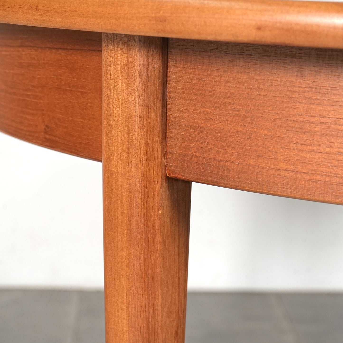 【Jentique】エクステンション ラウンドテーブル