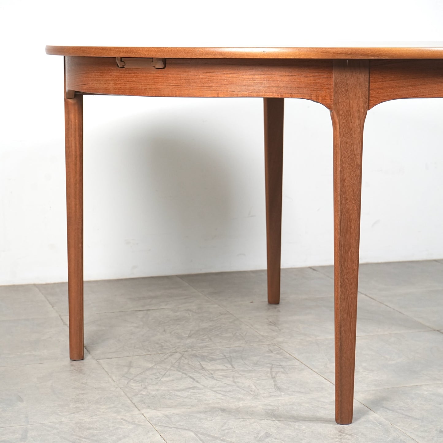 【NATHAN】エクステンション ラウンドテーブル