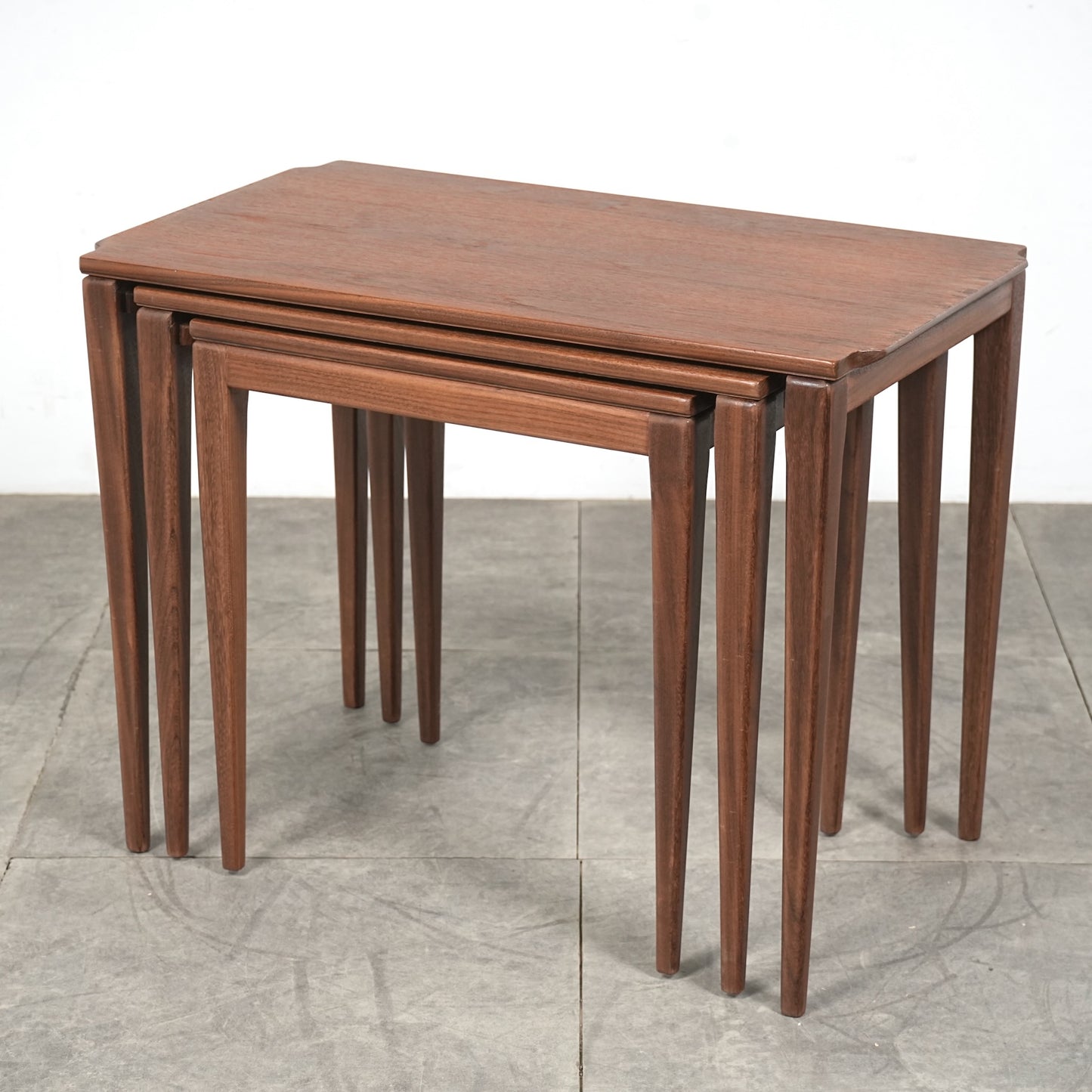 【Richard Hornby】ヴィンテージ ネストテーブル