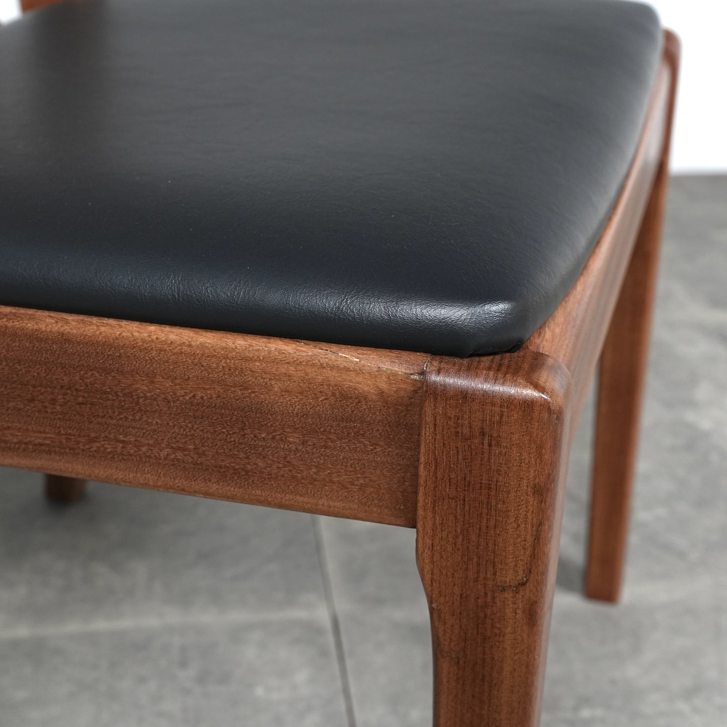 【NATHAN】ヴィンテージ ダイニングチェア【張替済】