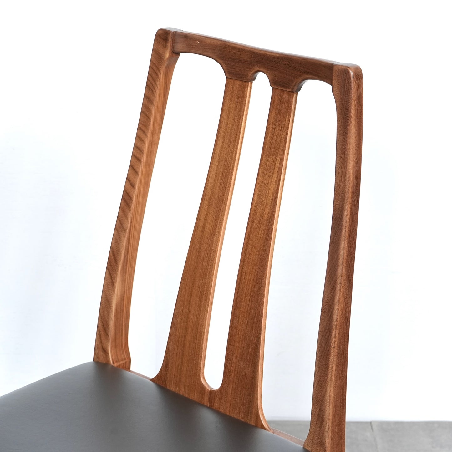 【NATHAN】ヴィンテージ ダイニングチェア【張替済】