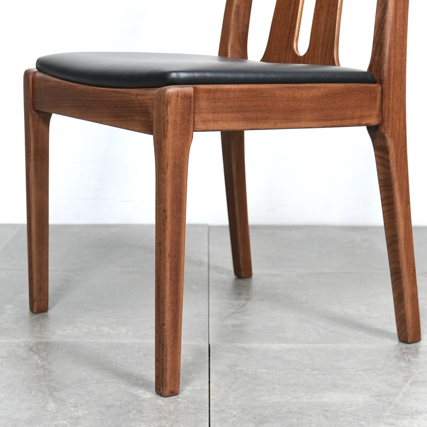 【NATHAN】ヴィンテージ ダイニングチェア【張替済】