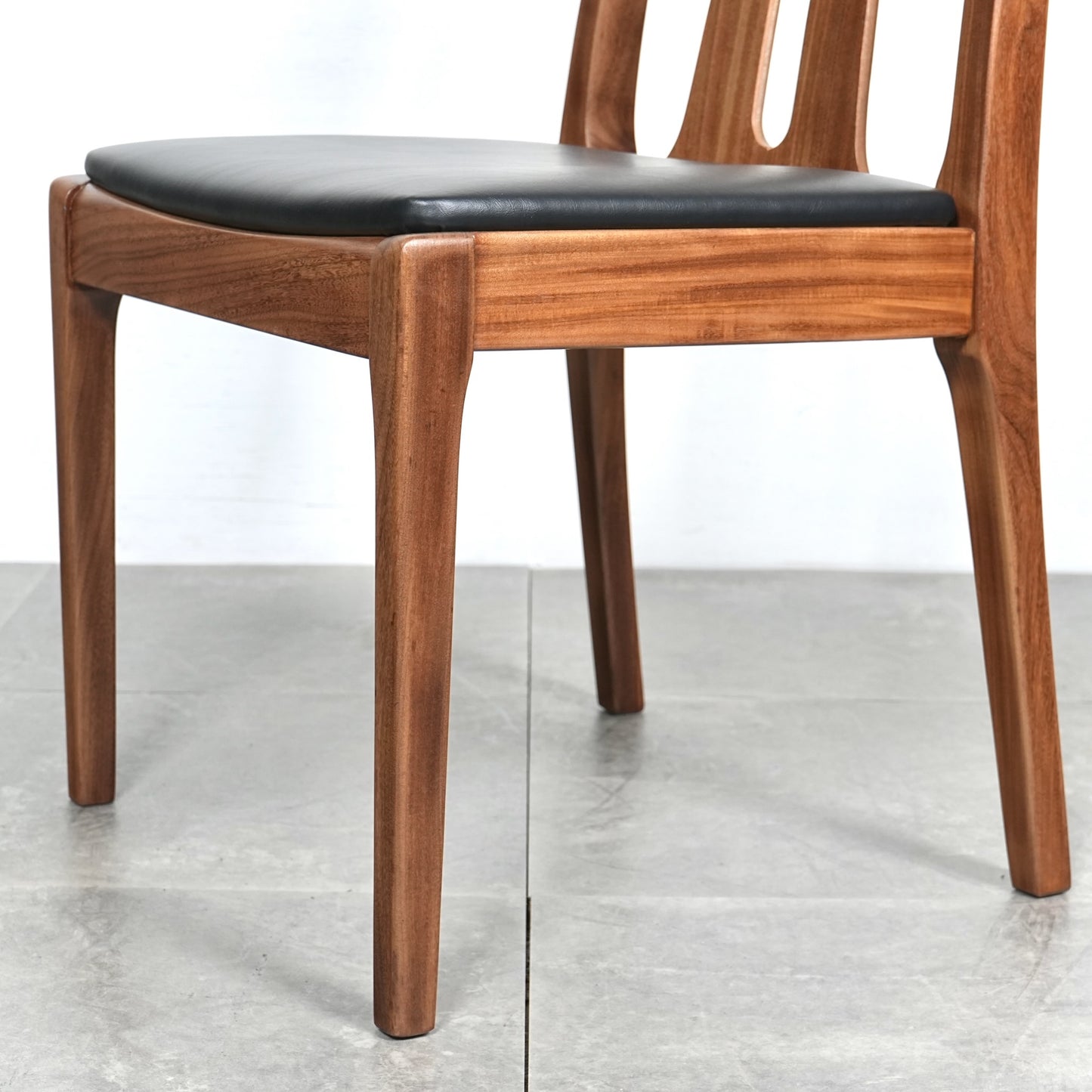 【NATHAN】ヴィンテージ ダイニングチェア【張替済】